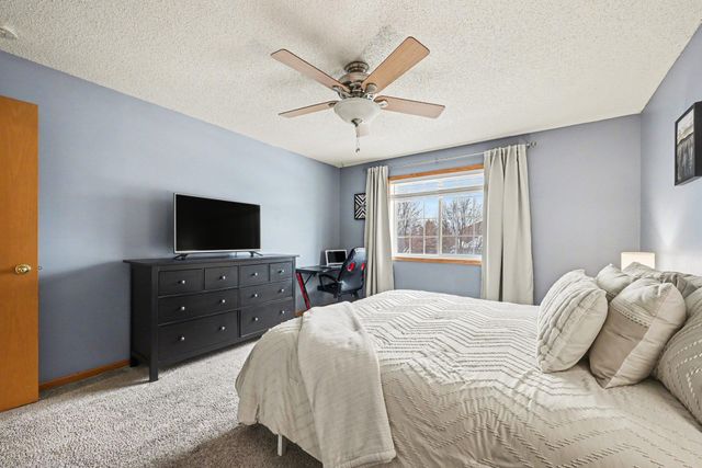 17075 Eagleview Way, Farmington, MN 55024