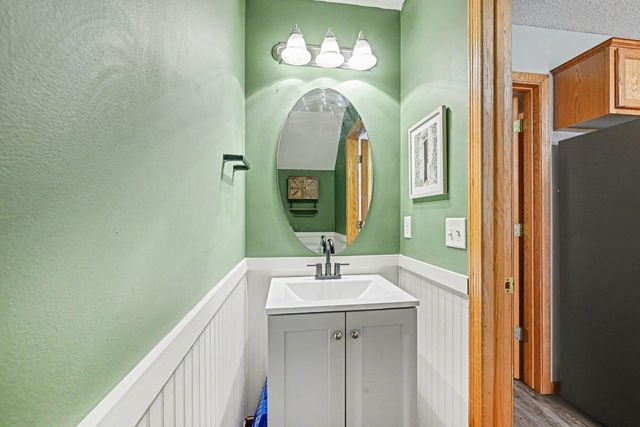 17075 Eagleview Way, Farmington, MN 55024