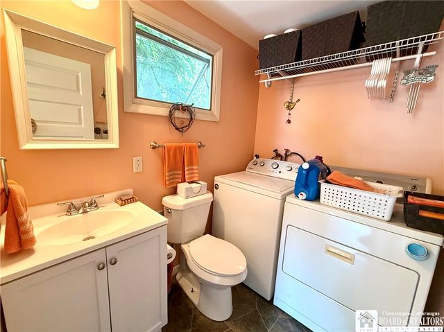 20 Lakeview Avenue, Pomfret, NY 14063