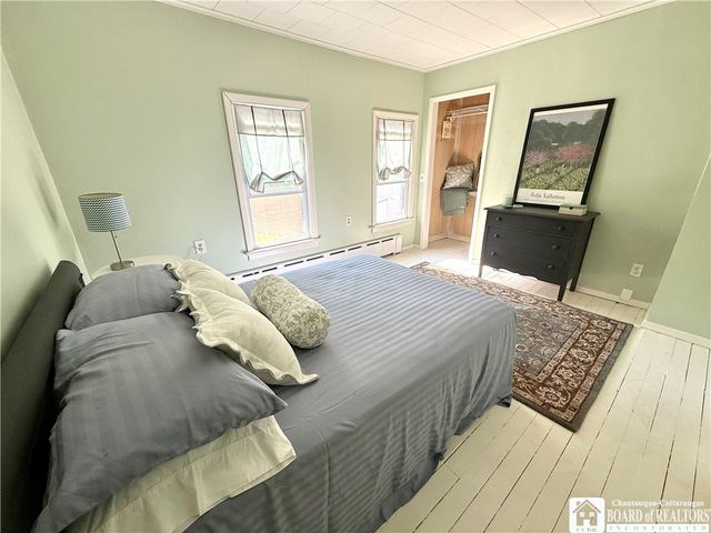 20 Lakeview Avenue, Pomfret, NY 14063