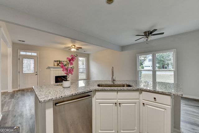 832 Stansbury Drive, Marietta, GA 30066