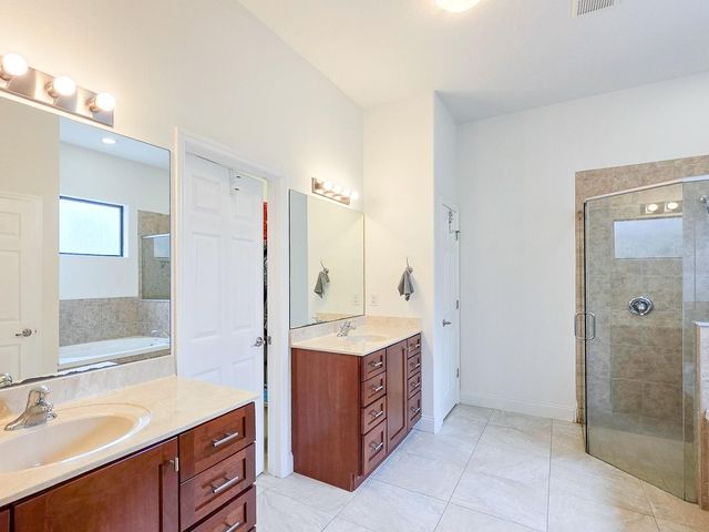 13 RIVER OAKS WAY, Palm Coast, FL 32137