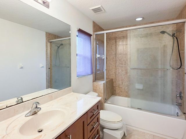 13 RIVER OAKS WAY, Palm Coast, FL 32137