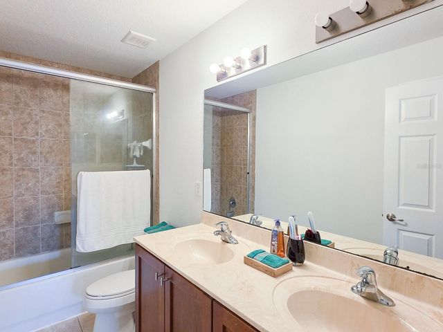 13 RIVER OAKS WAY, Palm Coast, FL 32137