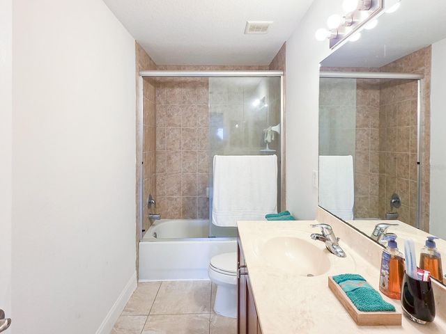 13 RIVER OAKS WAY, Palm Coast, FL 32137