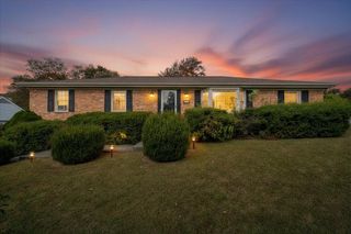 971 Stonegate DR, Salem, VA 24153