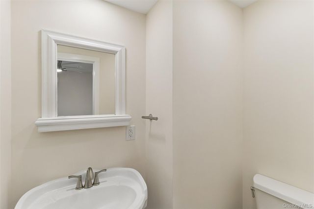 17425 County Road 48, Cutchogue, NY 11935