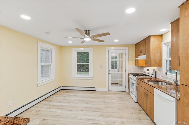 17425 County Road 48, Cutchogue, NY 11935