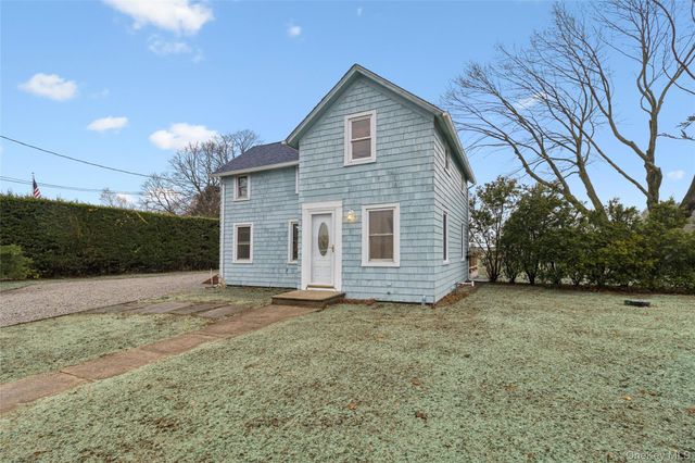 17425 County Road 48, Cutchogue, NY 11935