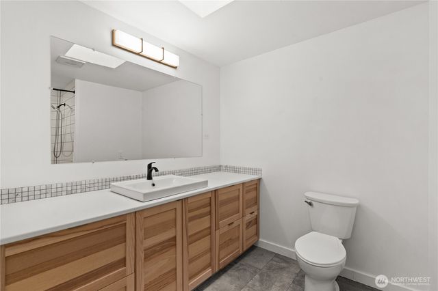 4019 Robin Road W, University Place, WA 98466