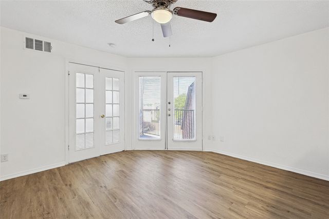 9839 Walnut Street 306, Dallas, TX 75243
