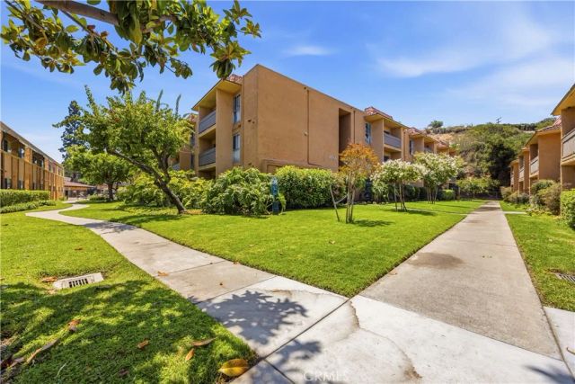 6955 Alvarado 46, San Diego, CA 92120