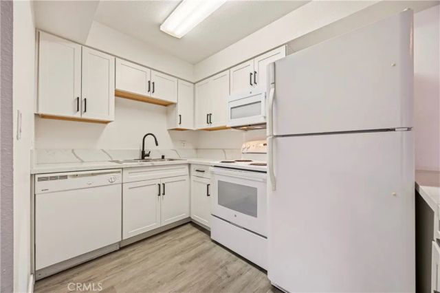 6955 Alvarado 46, San Diego, CA 92120