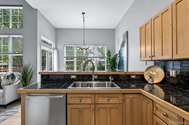 1385 S Ulster Street, Denver, CO 80231