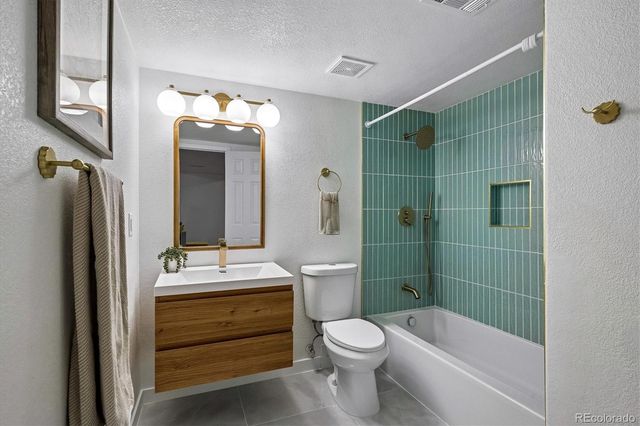 1385 S Ulster Street, Denver, CO 80231