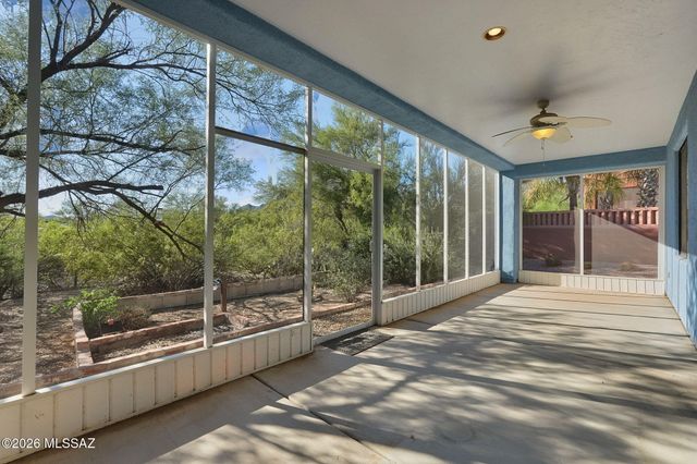 2080 S Triangle X Lane, Tucson, AZ 85713