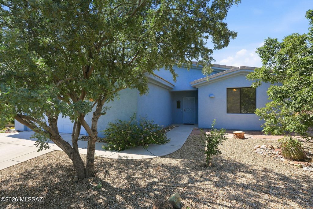 2080 S Triangle X Lane, Tucson, AZ 85713