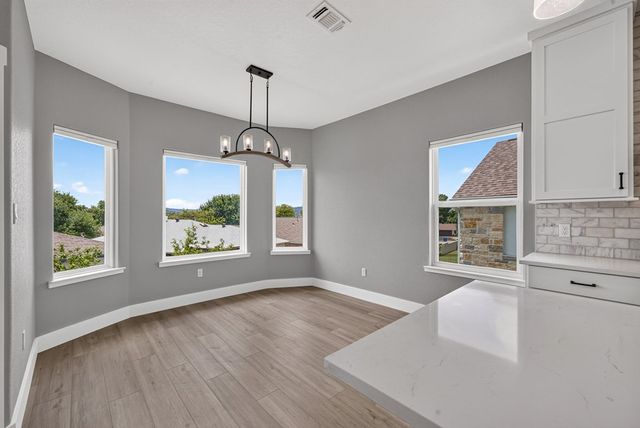 1811 Chateau Lane, Kerrville, TX 78028