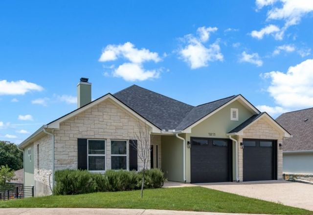 1811 Chateau Lane, Kerrville, TX 78028