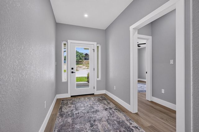 1811 Chateau Lane, Kerrville, TX 78028