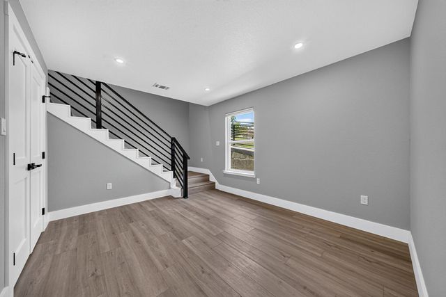1811 Chateau Lane, Kerrville, TX 78028