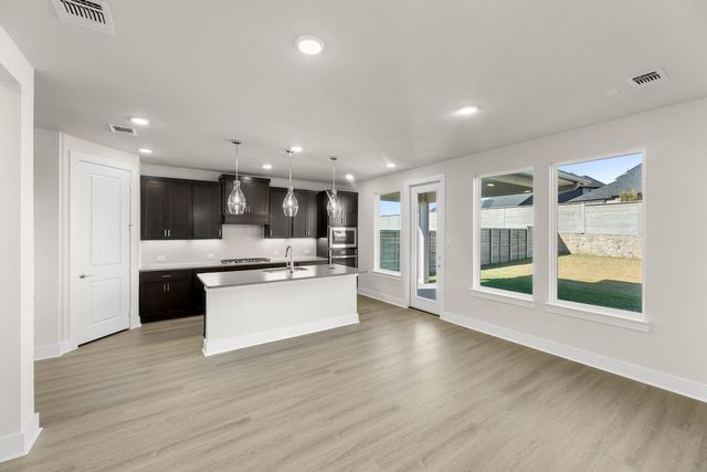 11740 Edgewood Drive, Justin, TX 76247