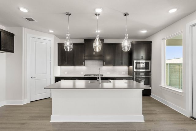 11740 Edgewood Drive, Justin, TX 76247