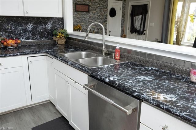 303 Trail Eight, Burlington, NC 27215