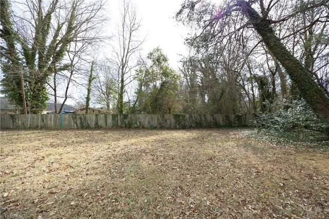 303 Trail Eight, Burlington, NC 27215