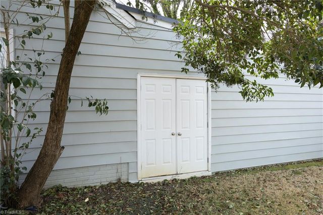 303 Trail Eight, Burlington, NC 27215