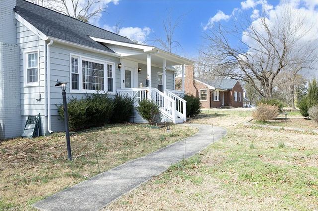 303 Trail Eight, Burlington, NC 27215