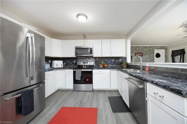 303 Trail Eight, Burlington, NC 27215