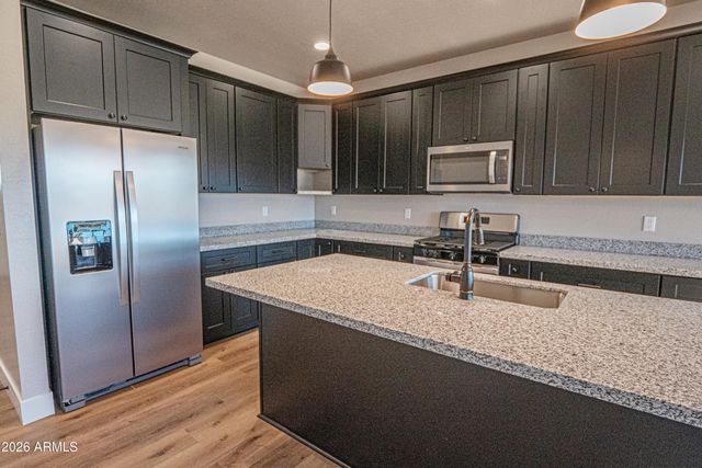 2041 E RIMSTONE Drive, Show Low, AZ 85901