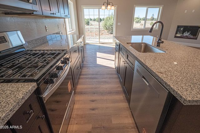 2041 E RIMSTONE Drive, Show Low, AZ 85901