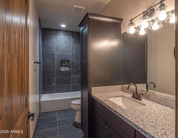 2041 E RIMSTONE Drive, Show Low, AZ 85901