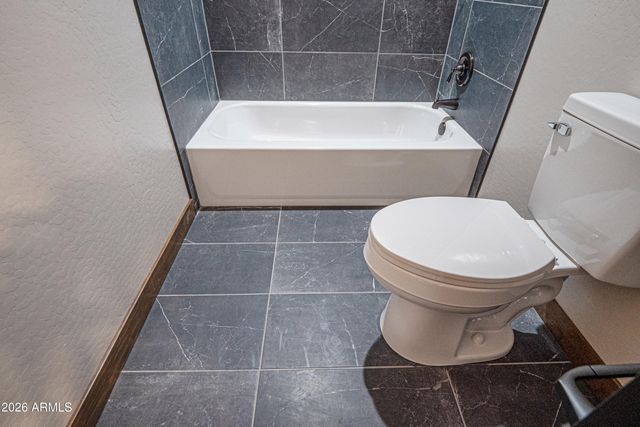 2041 E RIMSTONE Drive, Show Low, AZ 85901