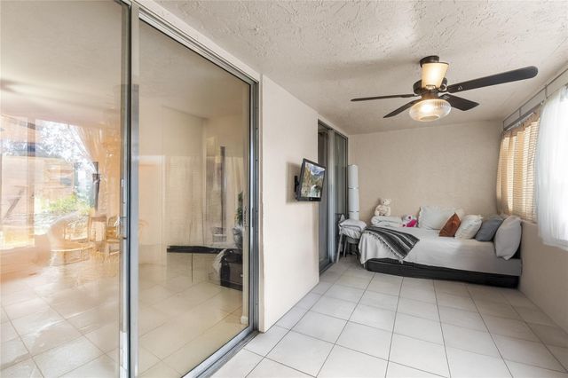 480 NW 76th Avenue 407, Margate, FL 33063