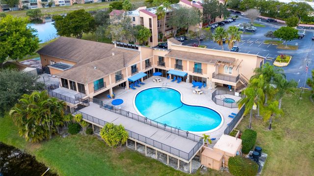 480 NW 76th Avenue 407, Margate, FL 33063