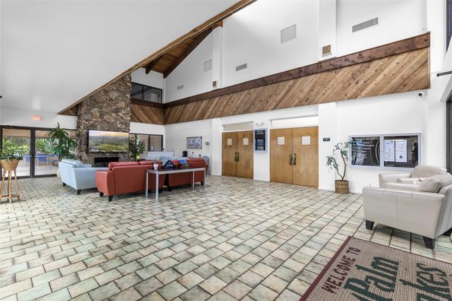 480 NW 76th Avenue 407, Margate, FL 33063