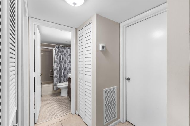 480 NW 76th Avenue 407, Margate, FL 33063