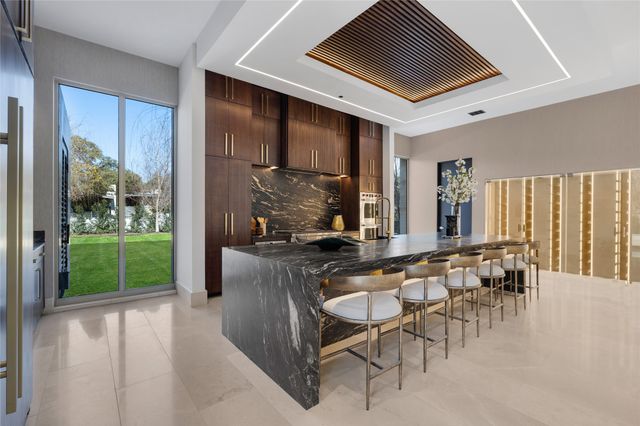 10920 Strait Lane, Dallas, TX 75229