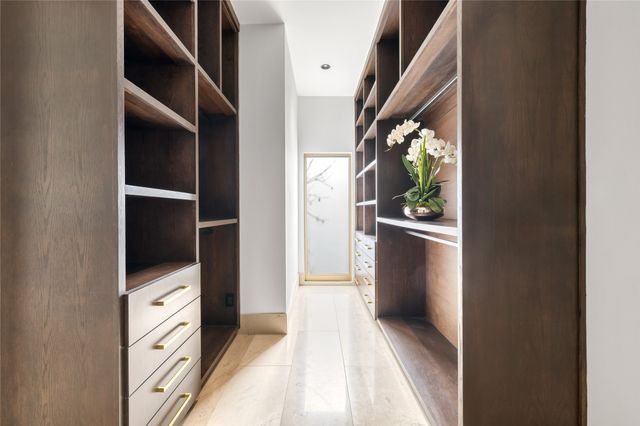 10920 Strait Lane, Dallas, TX 75229