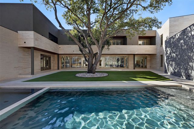 10920 Strait Lane, Dallas, TX 75229