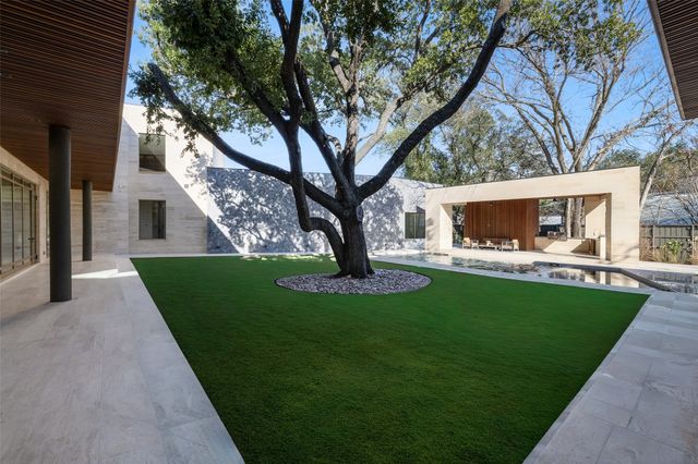 10920 Strait Lane, Dallas, TX 75229