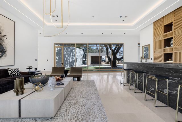 10920 Strait Lane, Dallas, TX 75229