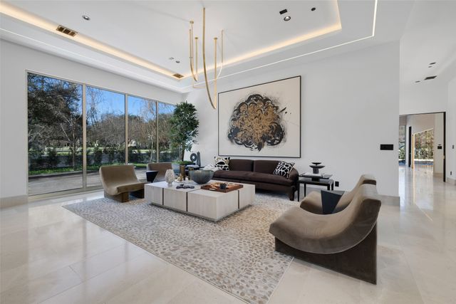 10920 Strait Lane, Dallas, TX 75229