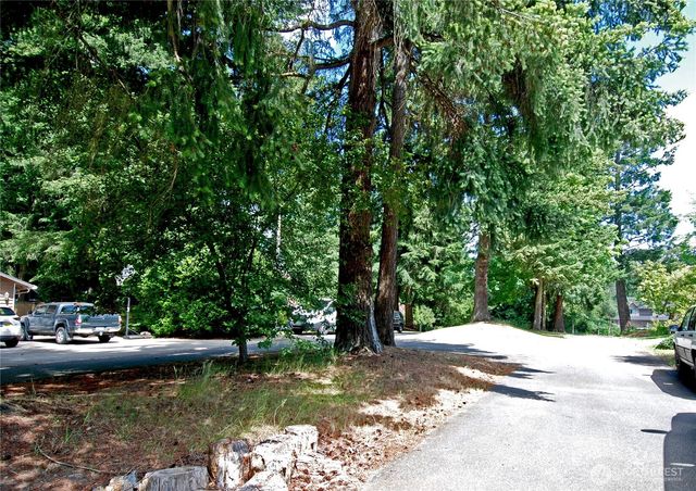 12422 48th Drive SE, Everett, WA 98208