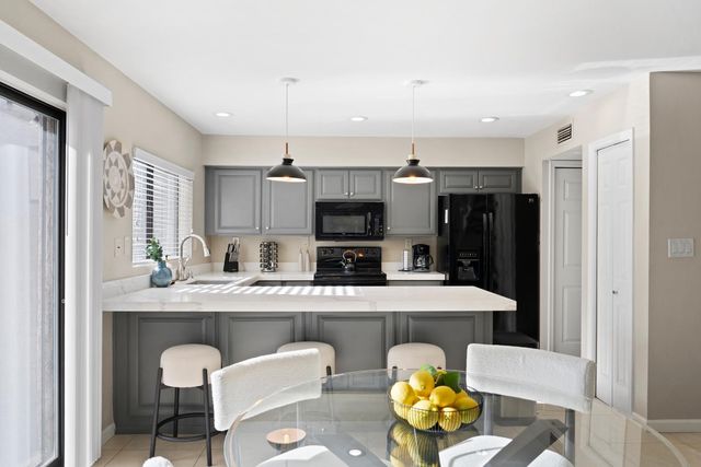 7339 E Northland Drive, Scottsdale, AZ 85251