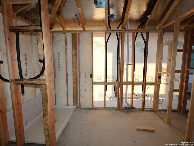 1177 Limestone Ridge, Seguin, TX 78155