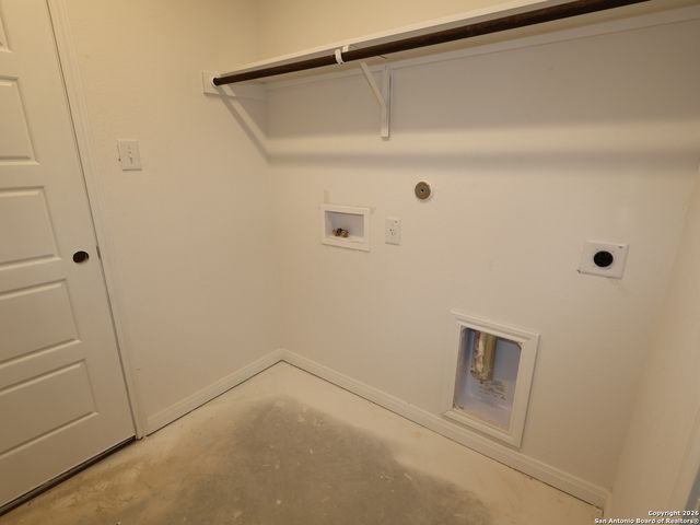 1177 Limestone Ridge, Seguin, TX 78155